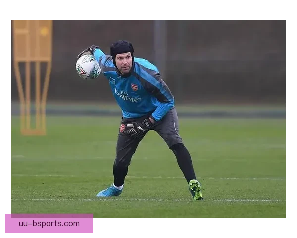 佩特·切赫退役阿森纳球衣后惊喜转战冰球开启新篇章